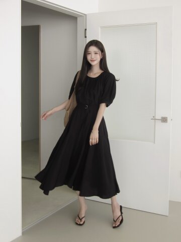 플리츠 헴 라운드넥 원피스 