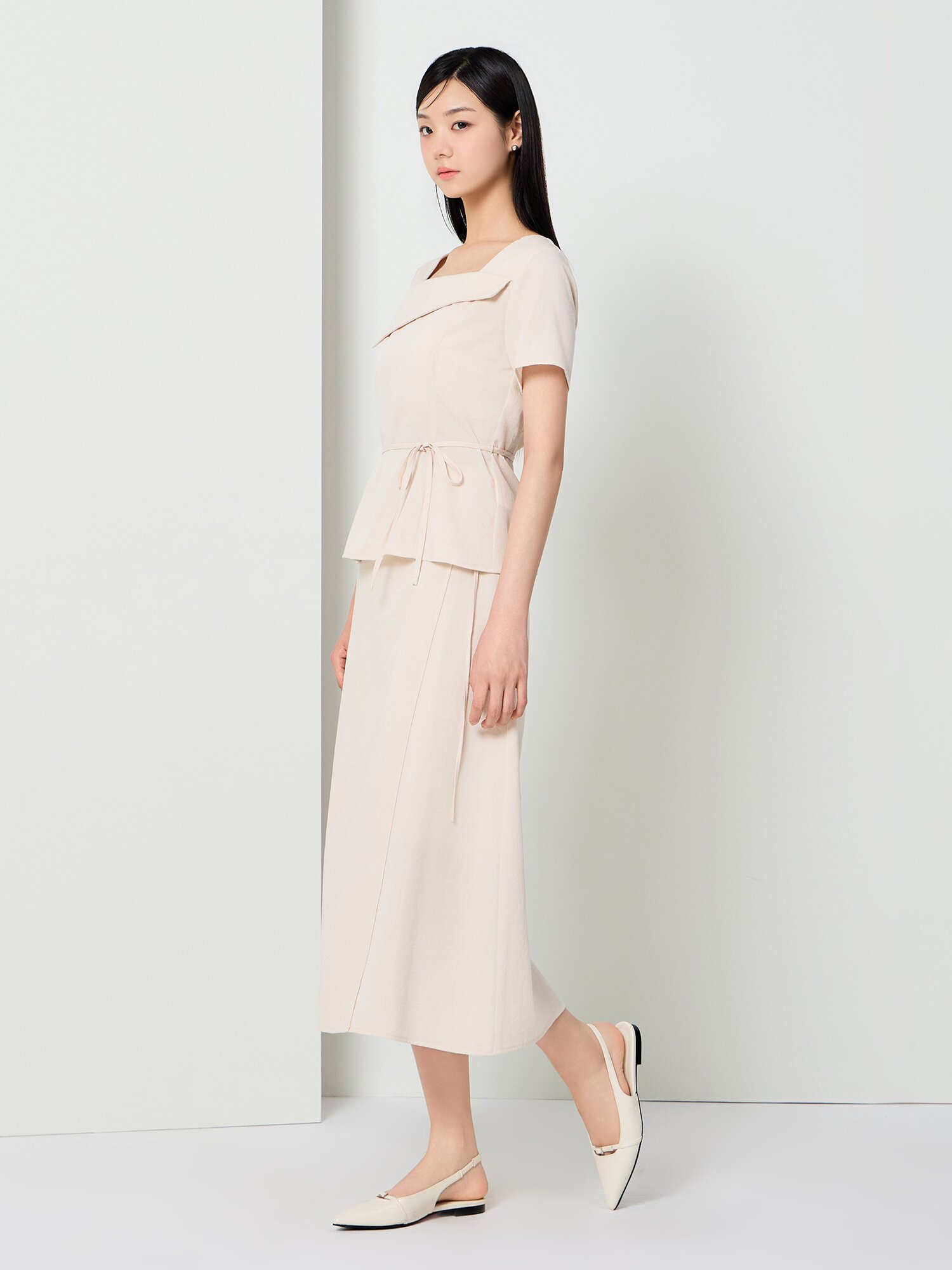 벨트 장식 랩 A라인 스커트 (BEIGE)
