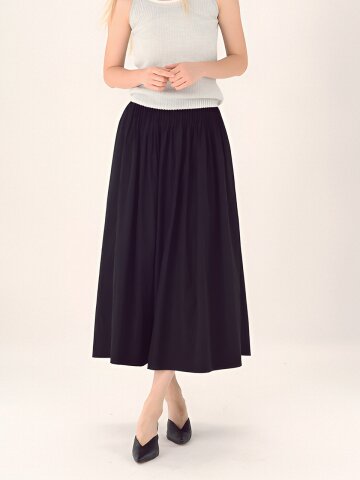 Pin Tuck Flare Banding Skirt _Black