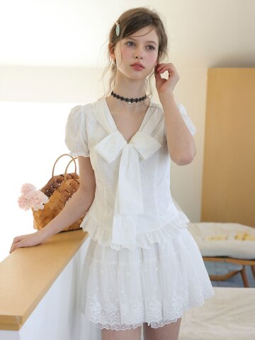 Cest_Ribbon eyelet cotton blouse