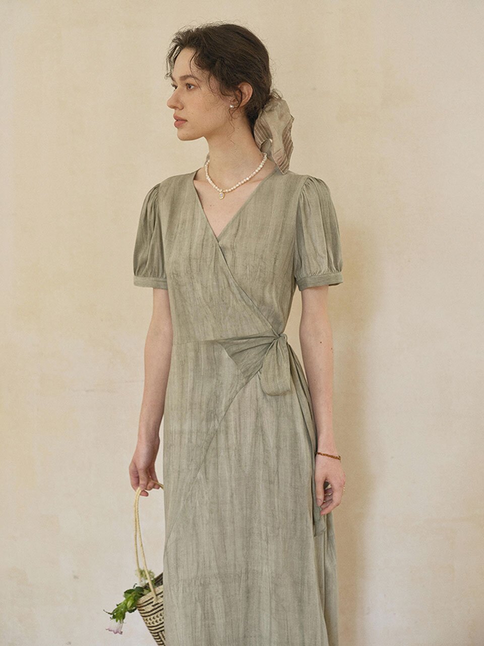 SR_Irregular strap short-sleeved dress