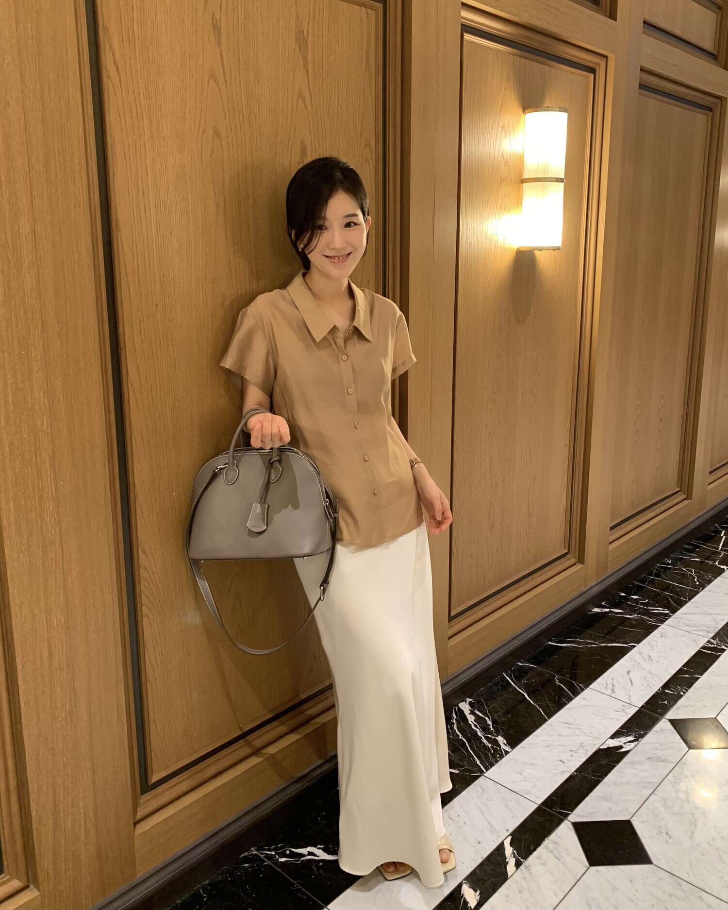 르제로 새틴 롱 스커트 / 크림