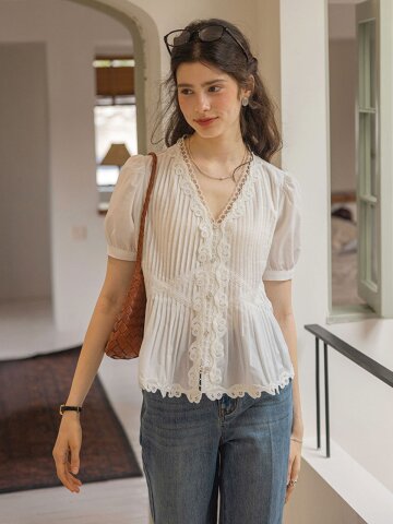 DA_Patchwork vacation-inspired top