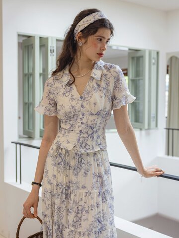DA_Digital print lapel waist top