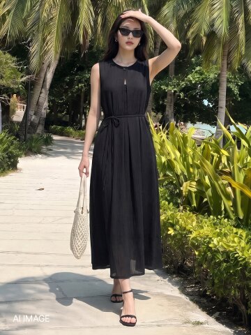 플리츠 슬릿 원피스 / 블랙
