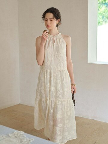 SR_Halter-neck vacation maxi dress