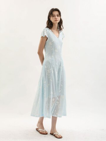 WD_Floral embroidered midi dress_BLUE