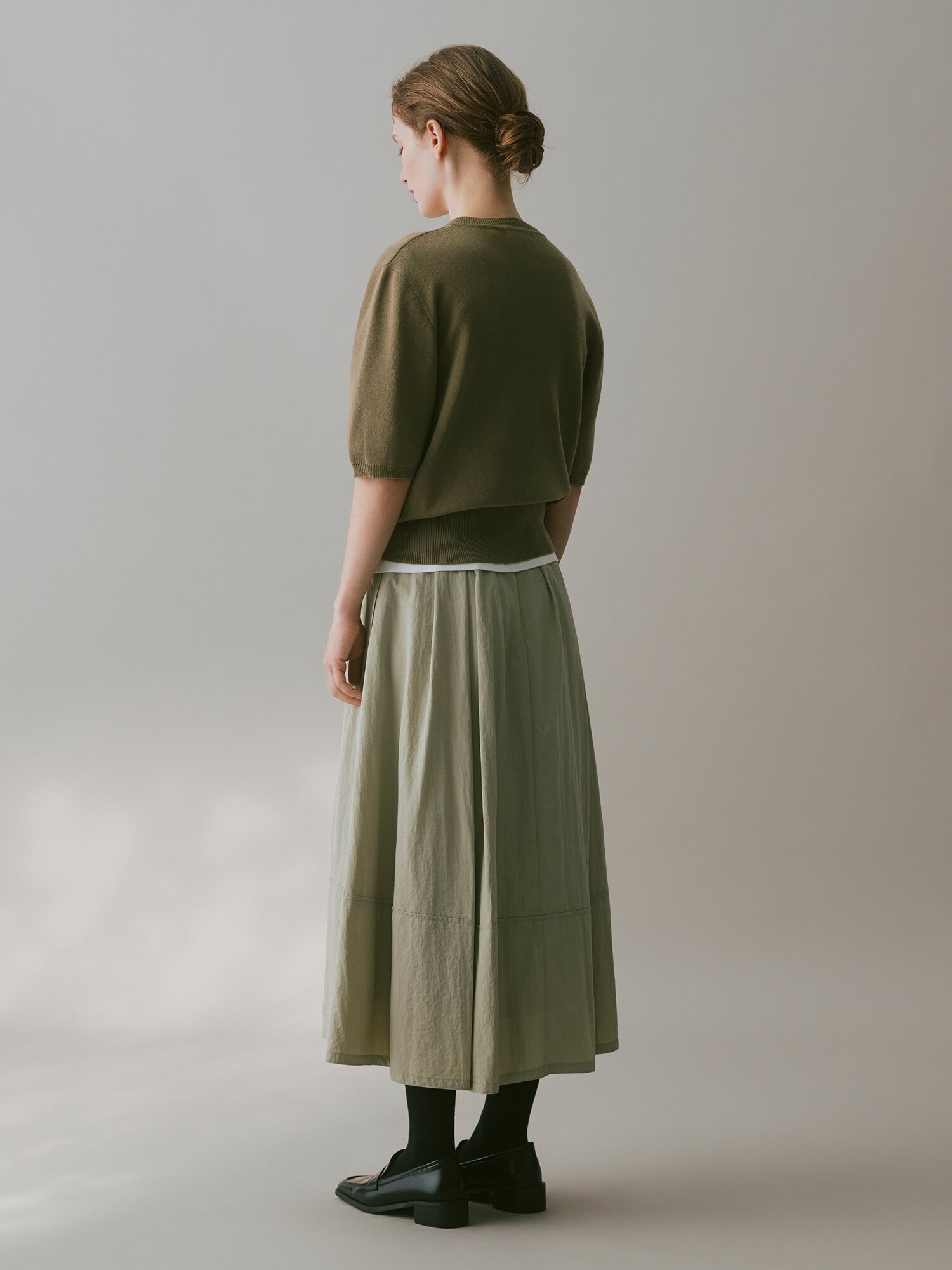 린넨 메탈 버튼 라운드넥 가디건 (KHAKI)