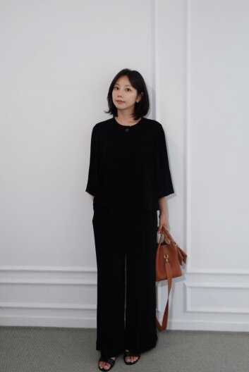 투턱 백 밴딩 와이드 팬츠 (BLACK)