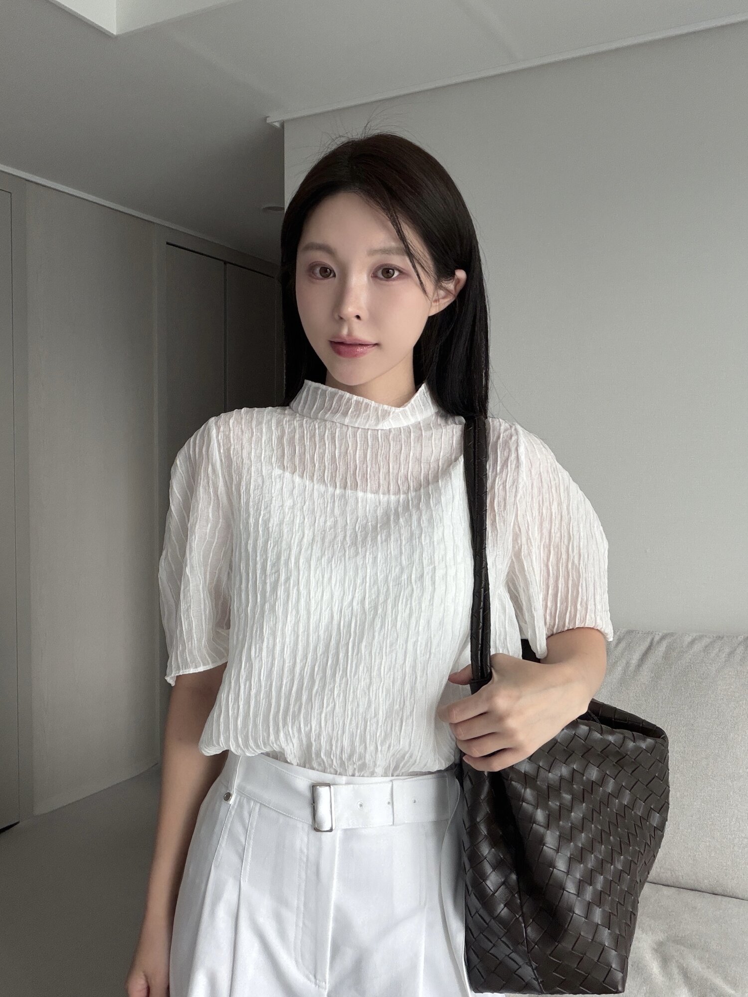 링클 하프넥 블라우스 +이너 세트 (IVORY)