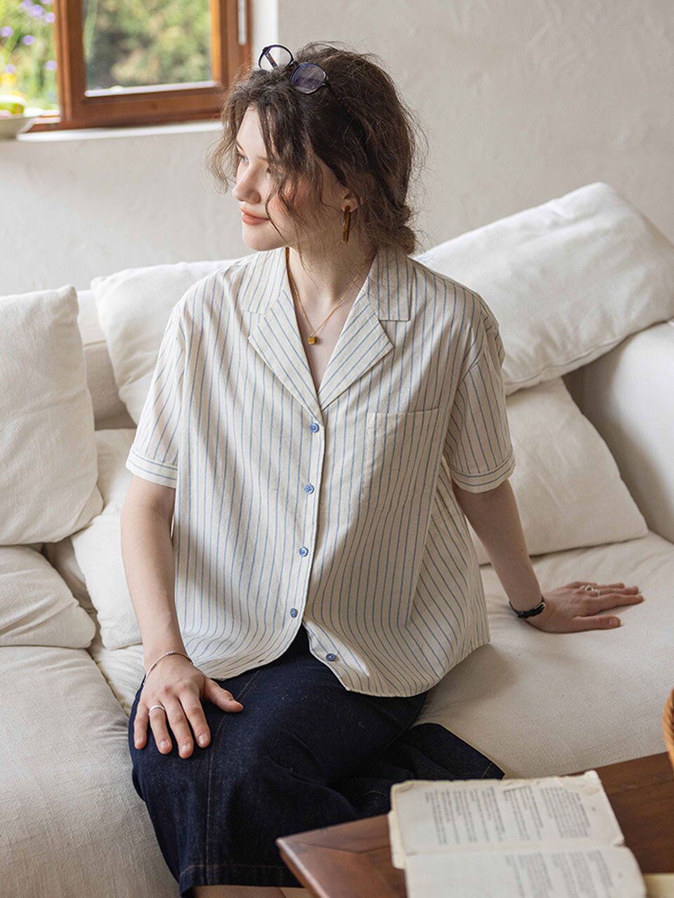 DA_Short collar striped shirt