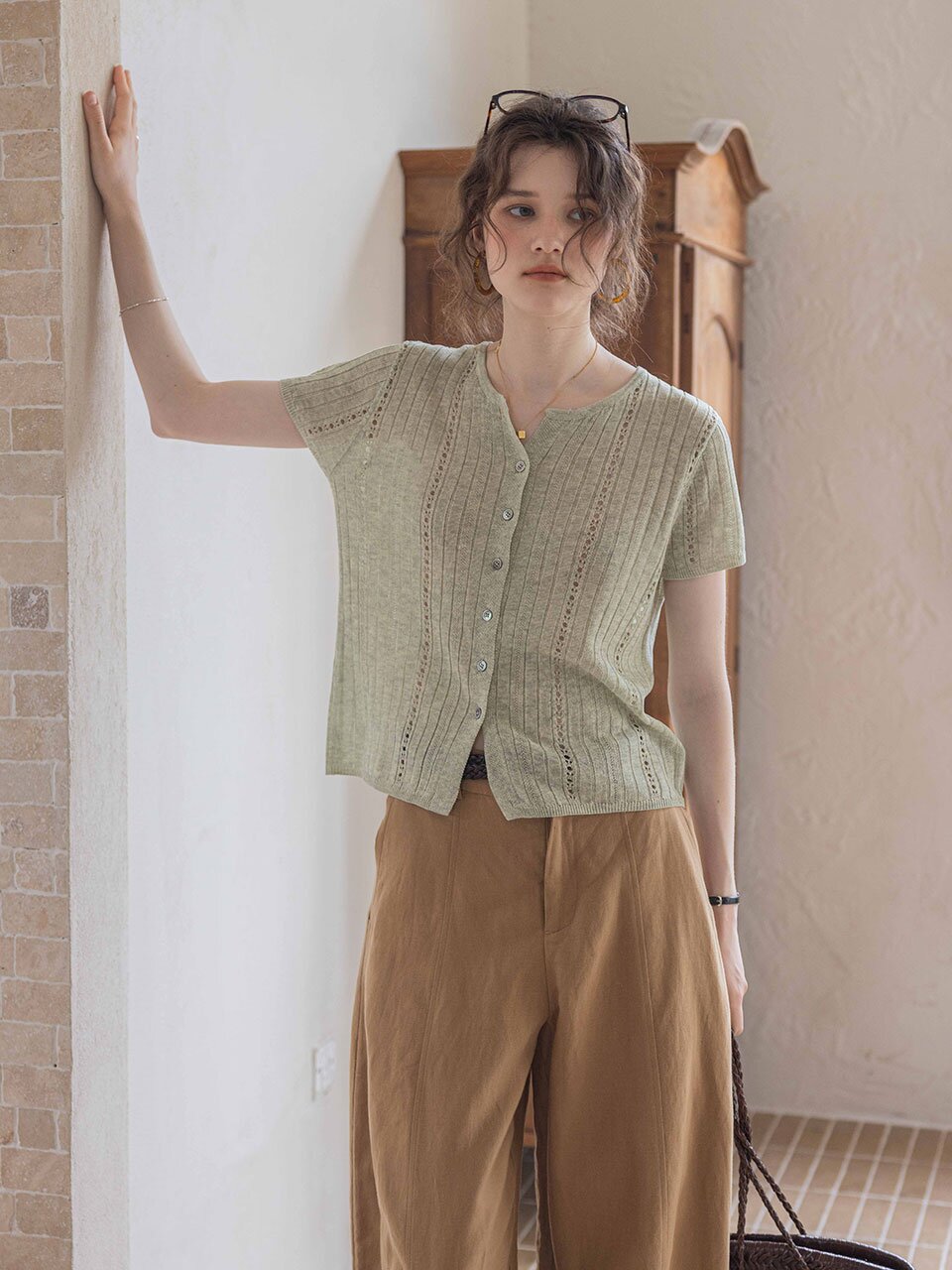 DA_Groove strip hollow knit top