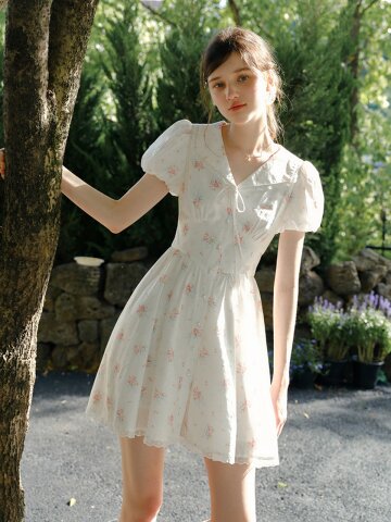 Cest_Pure floral mini dress
