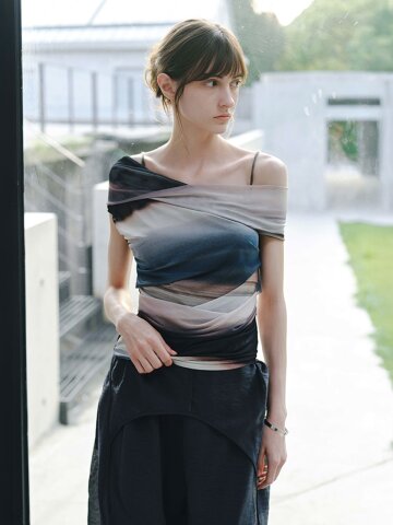 TG_Artistic off-shoulder blouse_2color