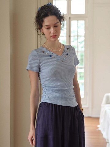 SR_Beaded v-neck knit top