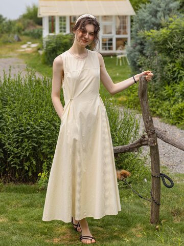 DA_Minimalist split dress