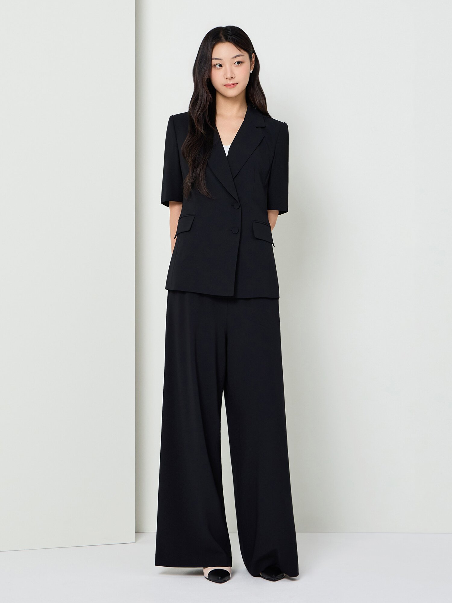 미니멀 하프 슬리브 투버튼 재킷 (BLACK)