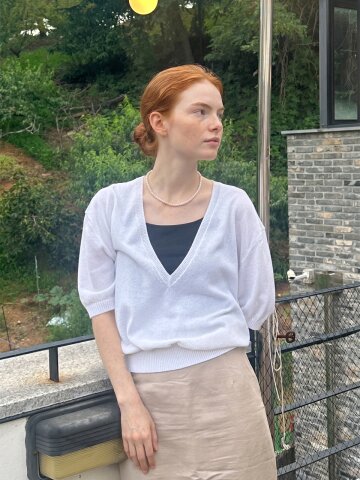 릴렉스드 딥 브이 레이어 5부 반팔 니트 탑_3컬러