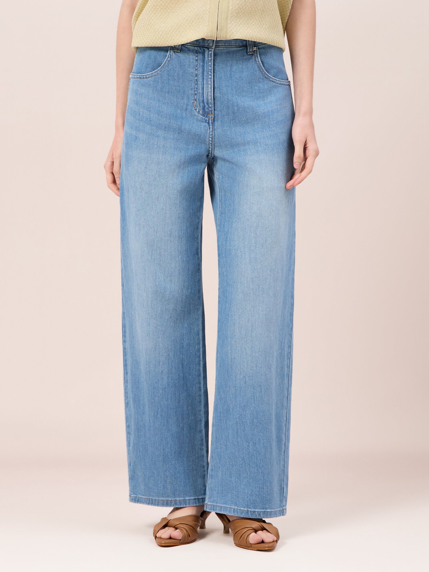 스터드 포인트 워싱 와이드 데님 (BLUE)