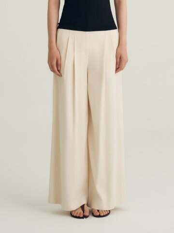 Linen Tuck Detail Wide Pants_Ivory