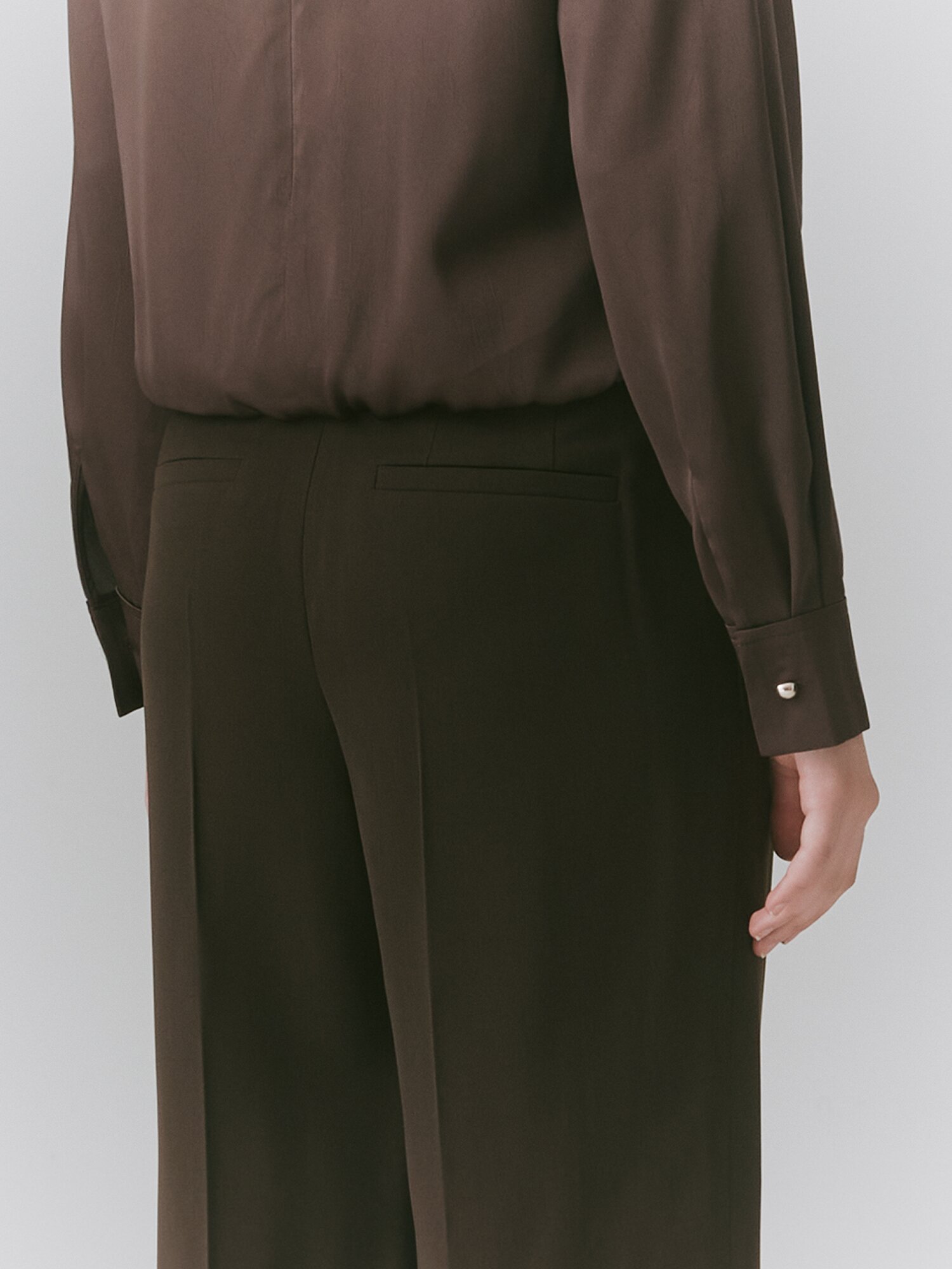 백 밴딩 와이드 일자핏 팬츠 (BROWN)