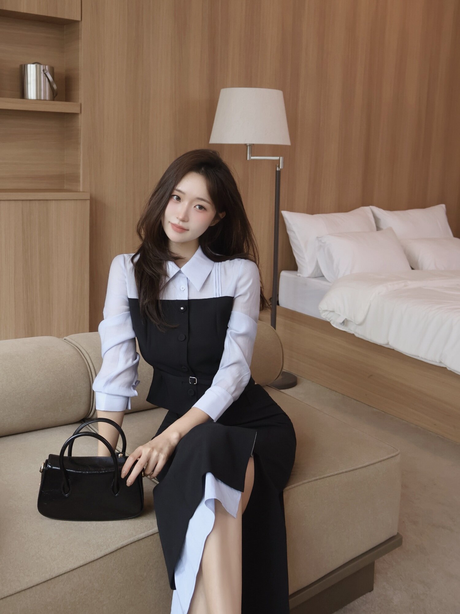 셔츠 배색 뷔스티에 블라우스  (BLACK)