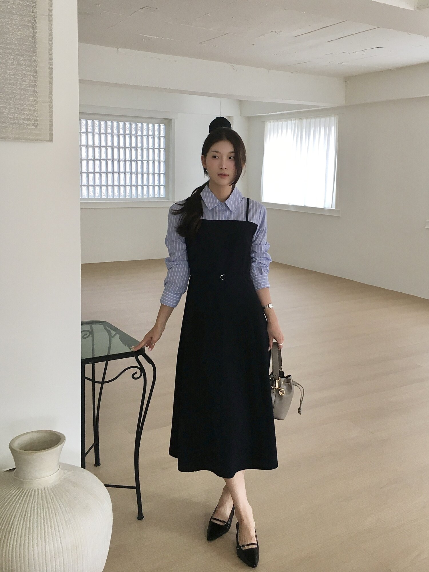 셔츠 배색 뷔스티에 플레어 원피스 (NAVY)