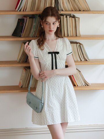 Cest_Polka dot lace v-neck dress