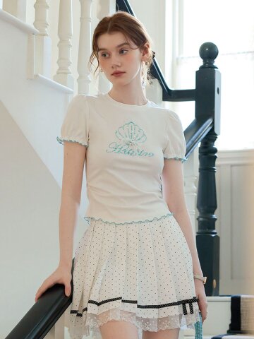 Cest_Seashell rhinestone short sleeve top