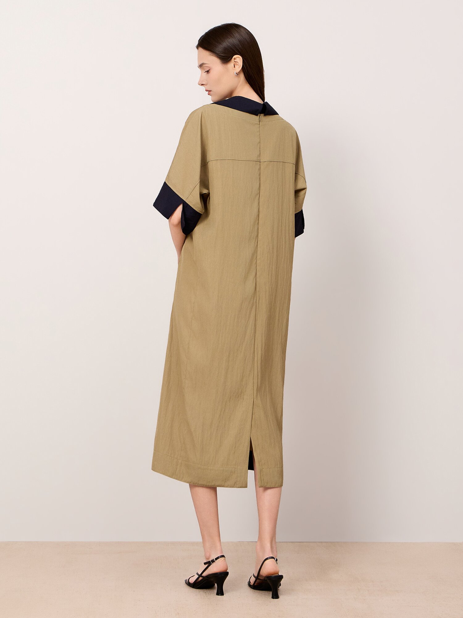 드라이 터치 컬러 블록 미디 원피스 (KHAKI)