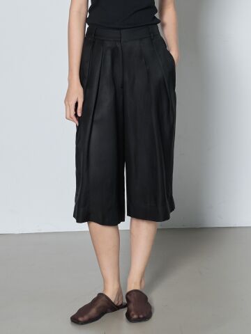 Bermuda Shorts_Black  


