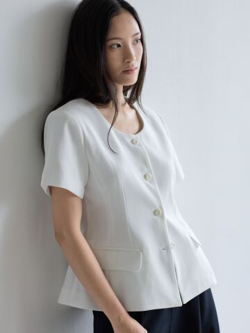 Round Line Jacket_White




