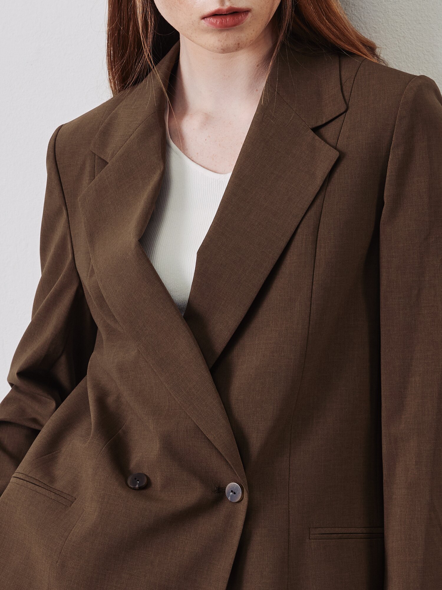 모던 테일러드 더블 원버튼 재킷 (BROWN)