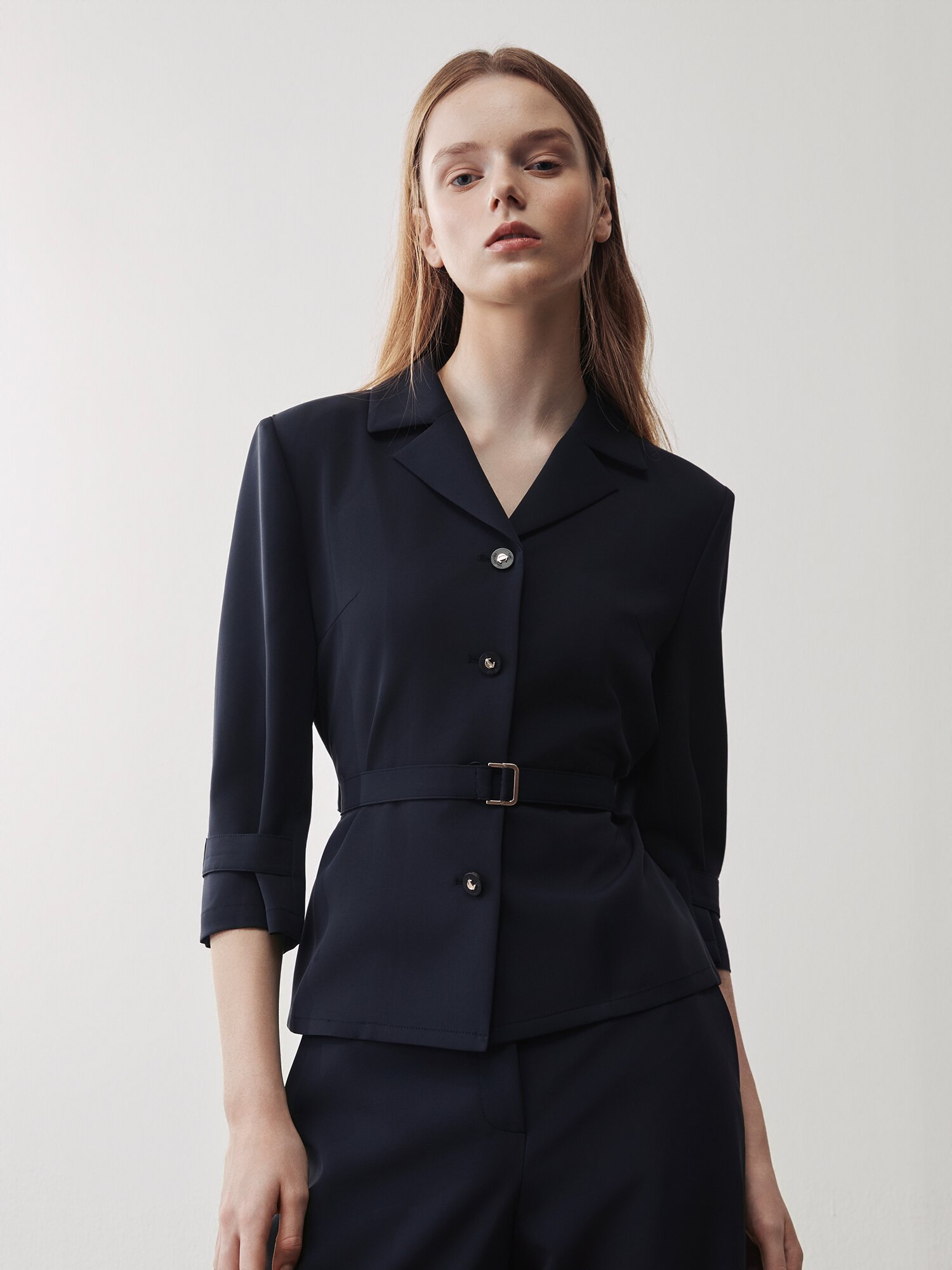 모던 벨티드 오픈 칼라 싱글 재킷 (NAVY)