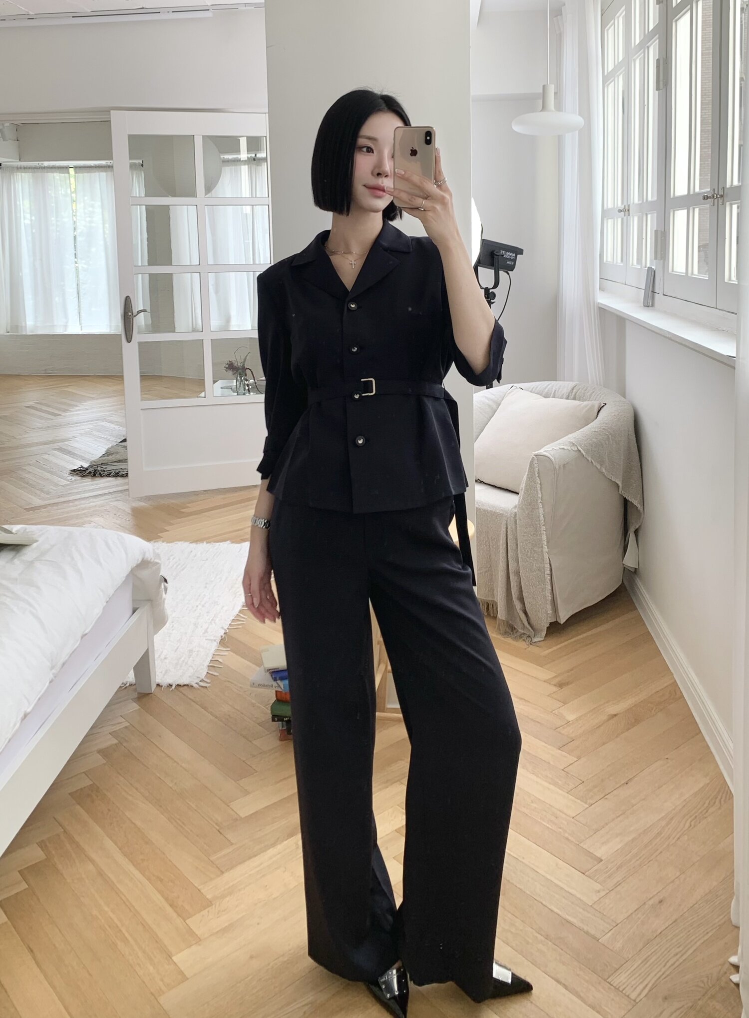 모던 노턱 백 밴딩 와이드 팬츠 (NAVY)