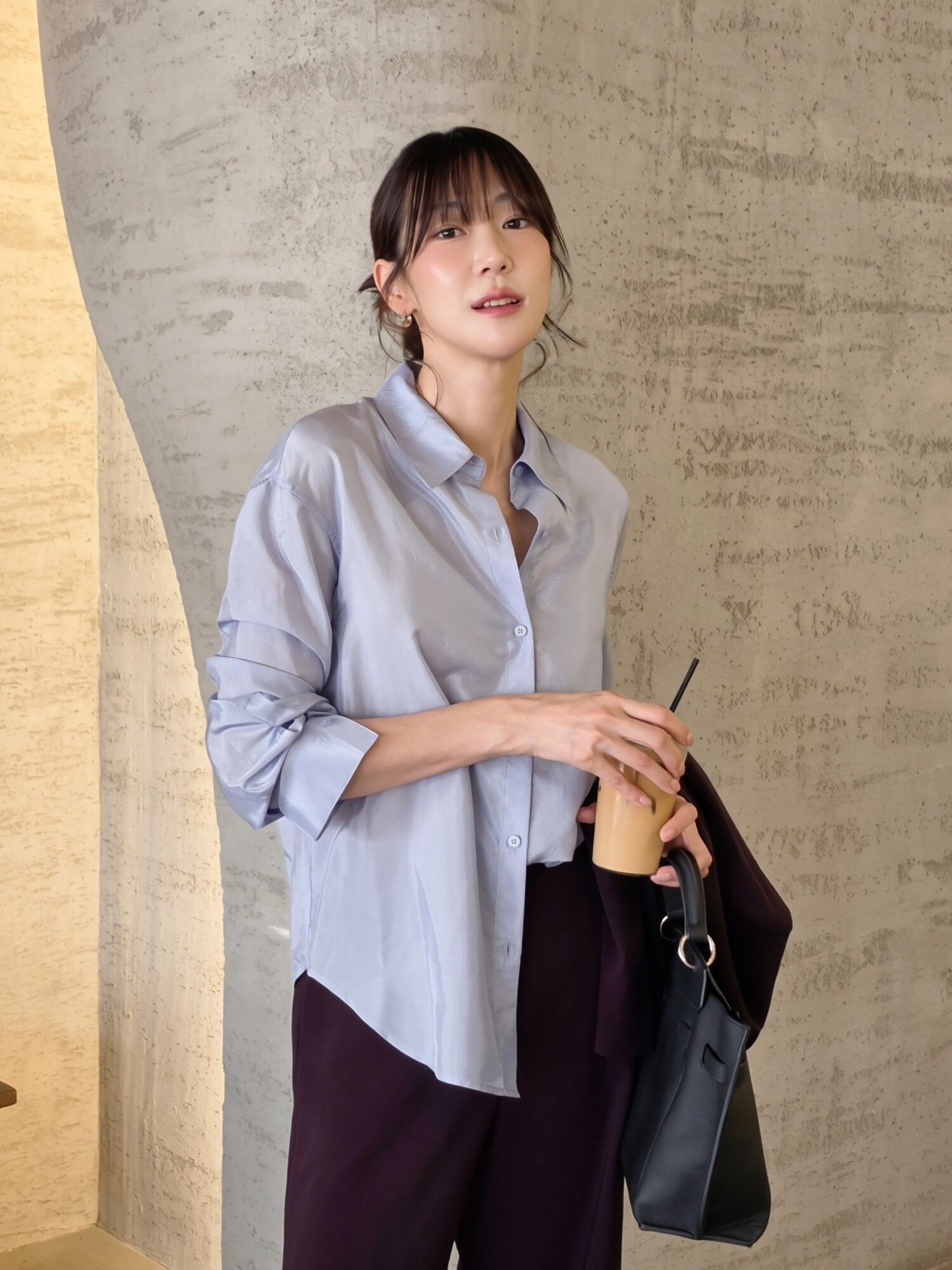 실키 롱 커프스 셔츠 블라우스 (BLUE)