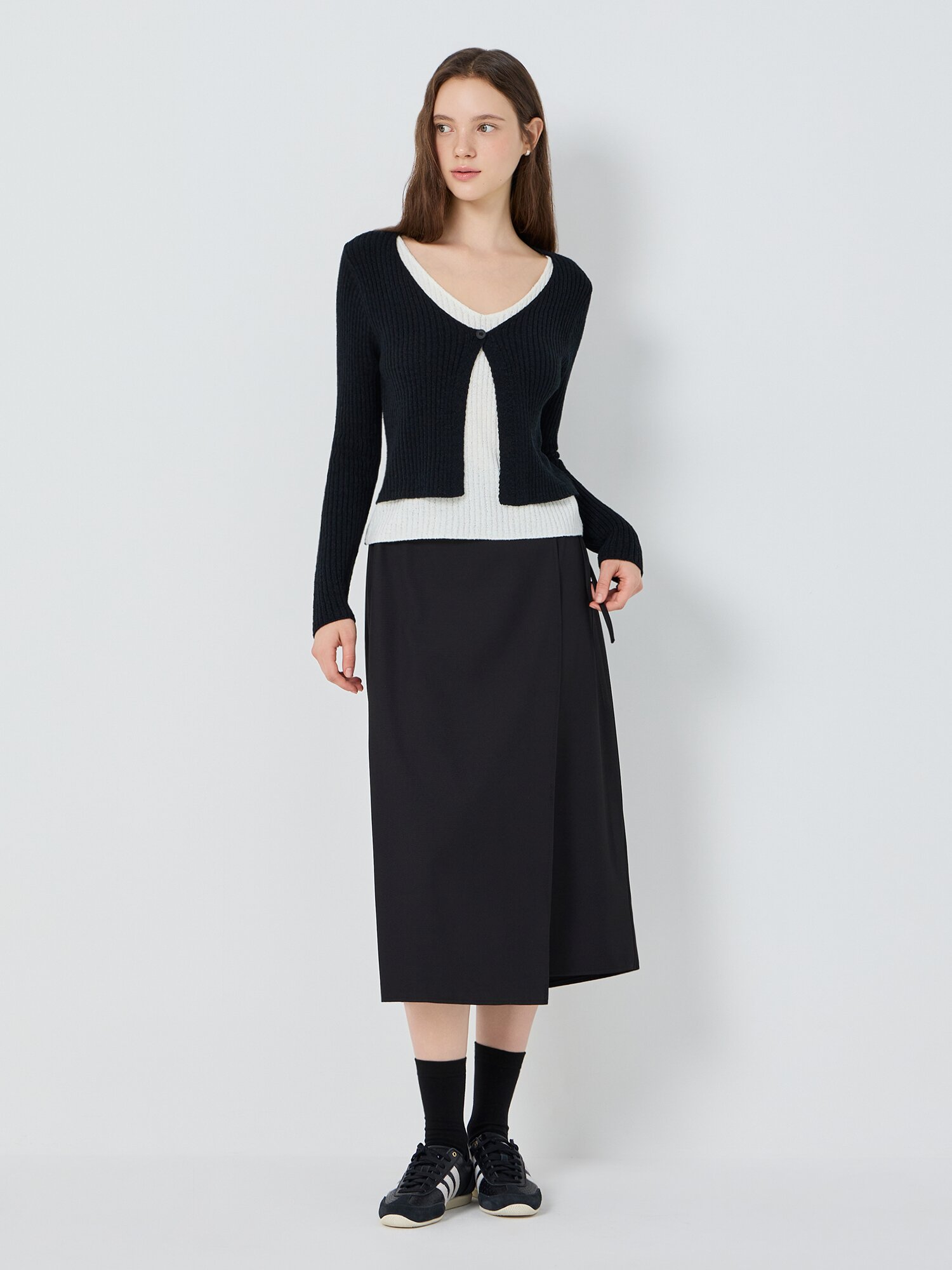 스판 블렌드 랩 H라인 스커트 (BLACK)