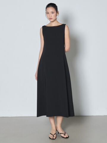 Boatneck Flare Dress_Black







