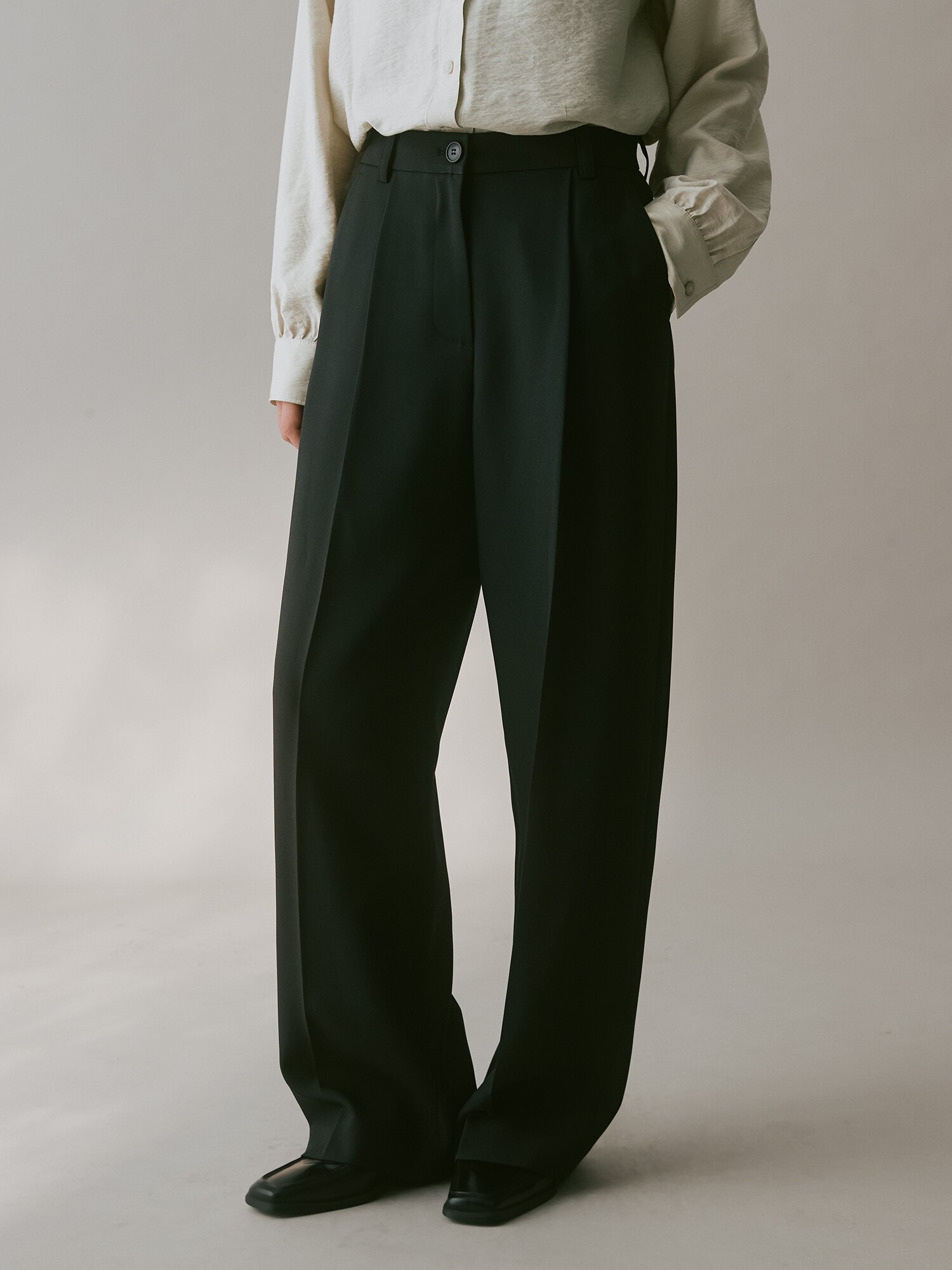 하이 웨이스트 원턱 와이드 팬츠 (BLACK)