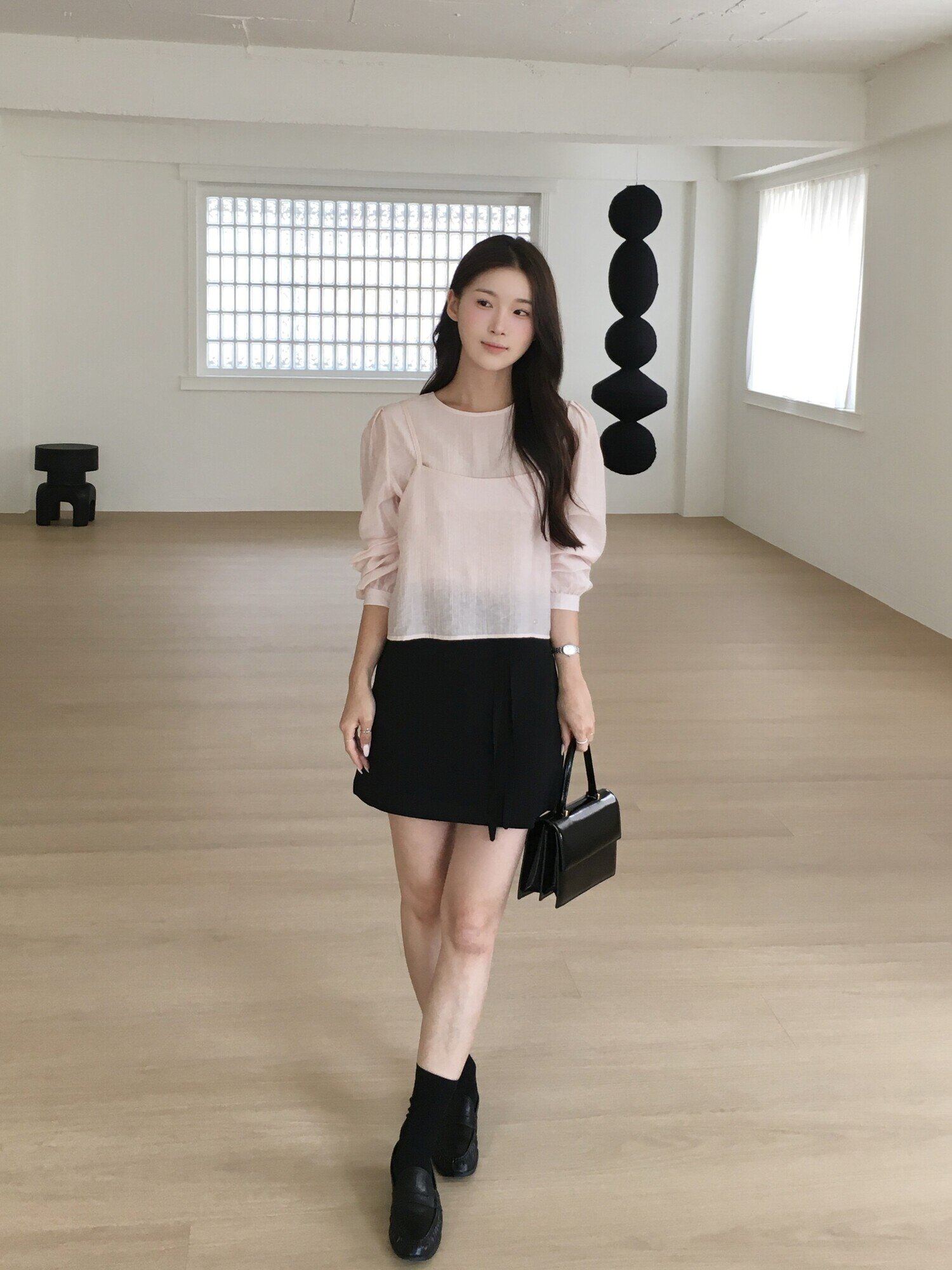 벨트 장식 랩 미니 스커트 (BLACK)