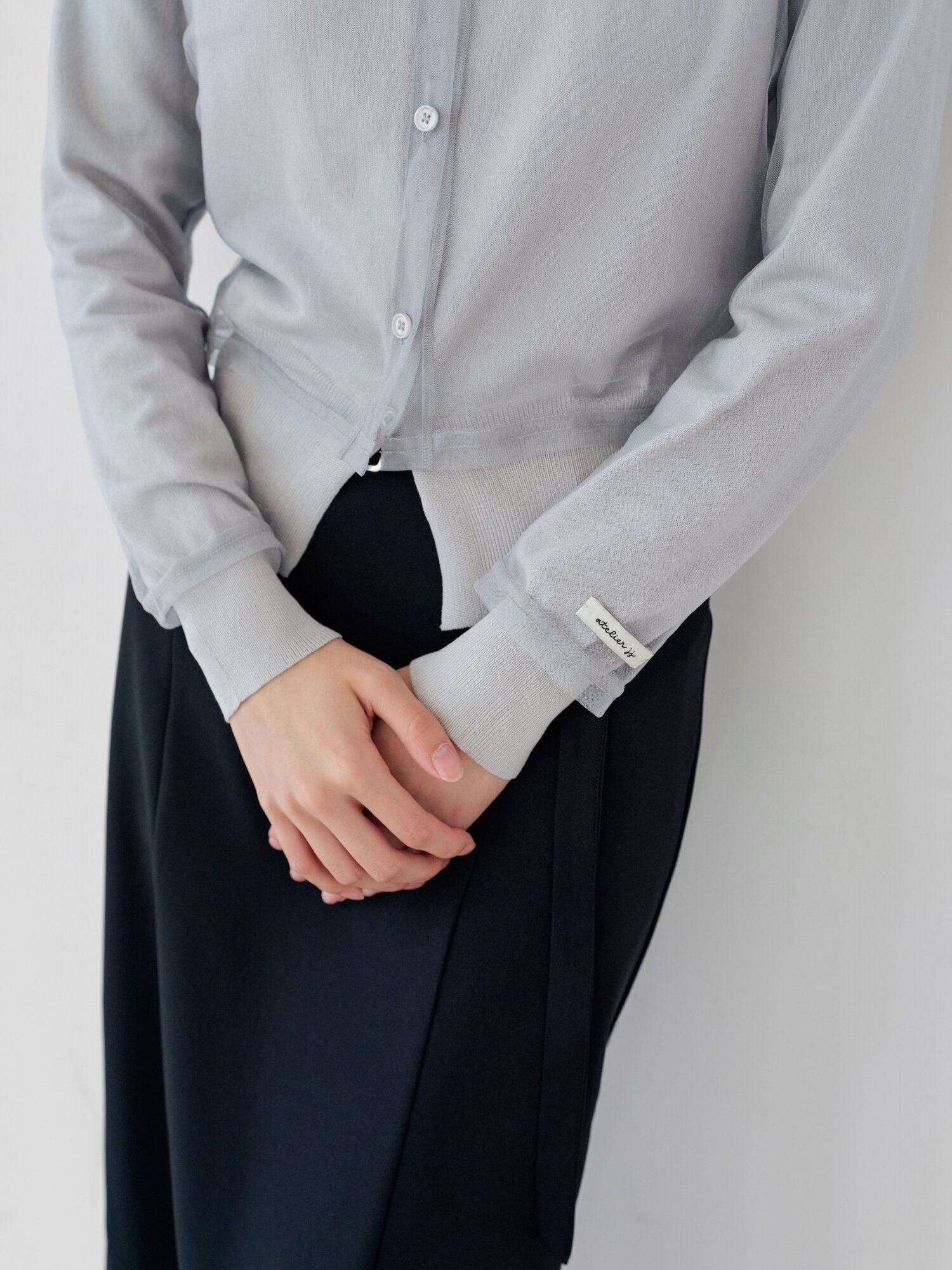 메시 레이어 라운드넥 가디건 (GREY)