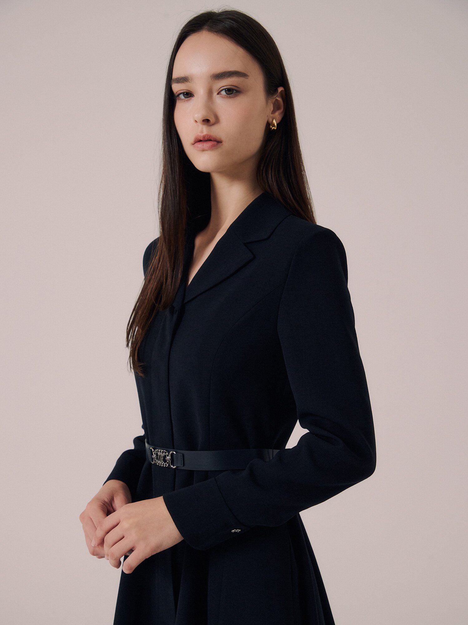 오픈 칼라 집업 플레어 원피스 (NAVY)
