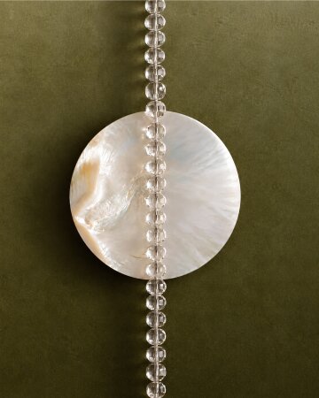 Facet Fluid Crystal Necklace 파셋 플루이드 크리스탈 네크리스