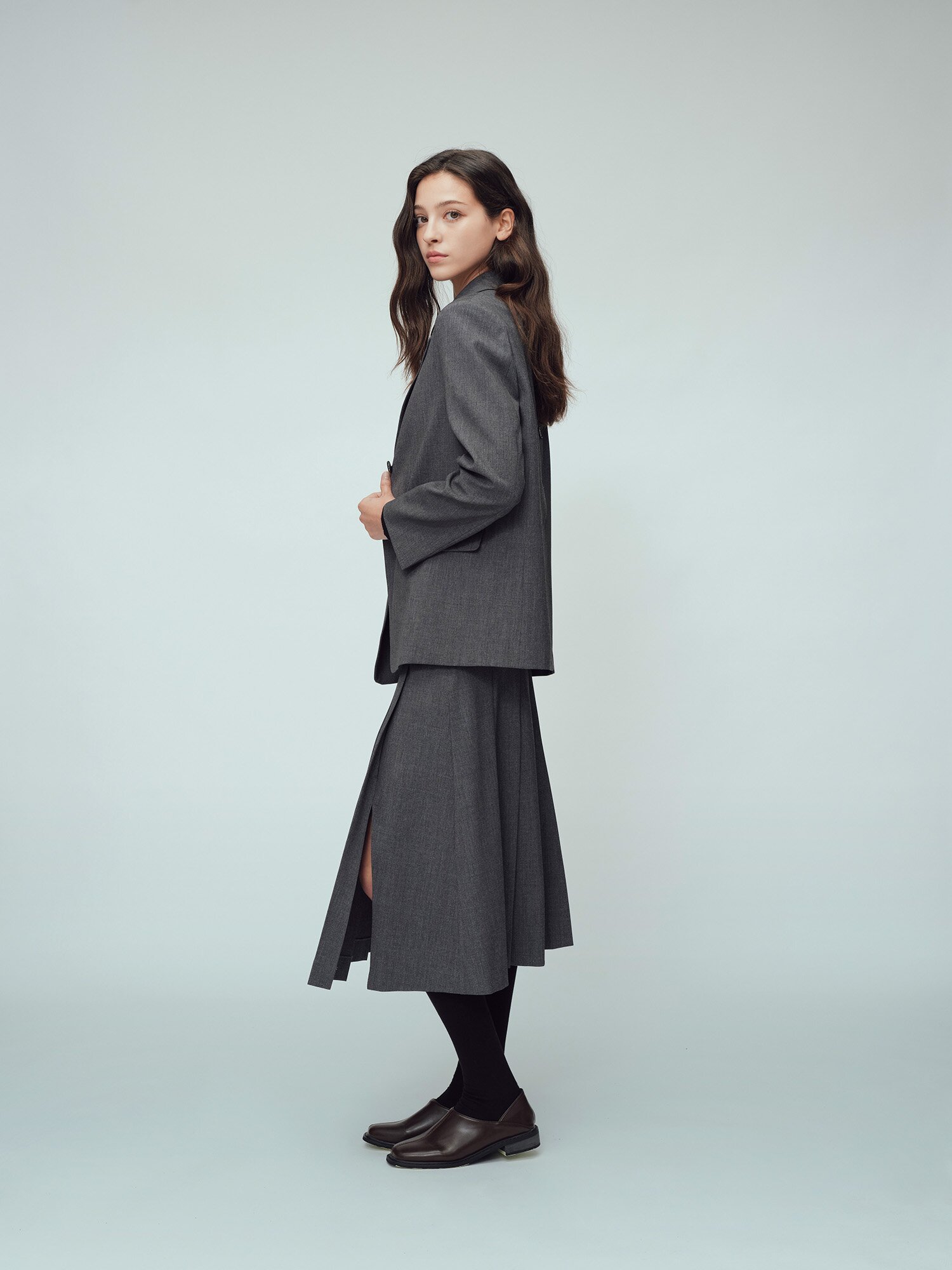 슬릿 포인트 플리츠 스커트 (GREY)