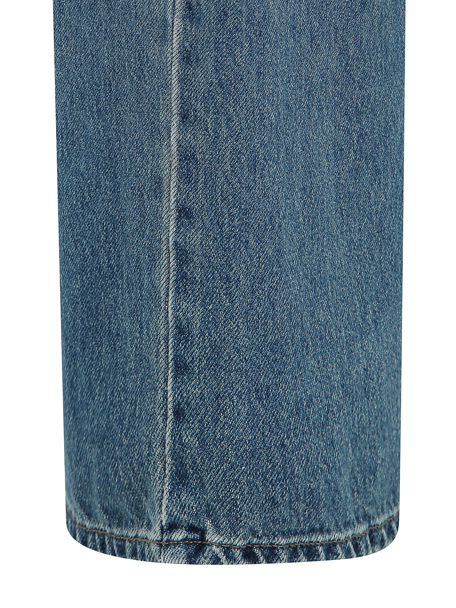 라벨 장식 일자핏 데님 팬츠 (BLUE)