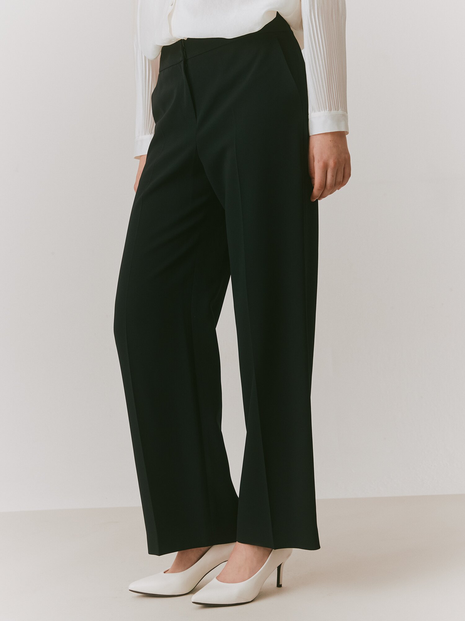 백 밴딩 와이드 일자핏 팬츠 (BLACK)
