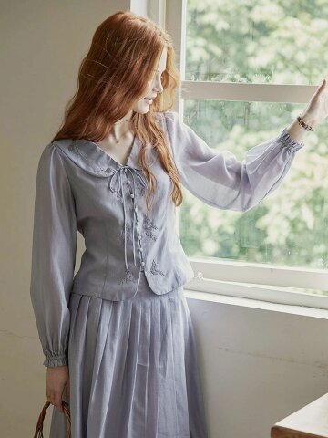 PM_Embroidered ribbon blouse
