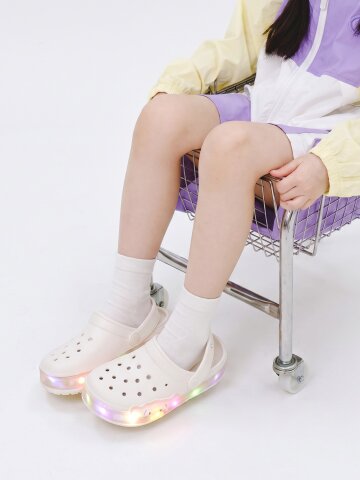 시나모롤 사이드 라이팅 샌들