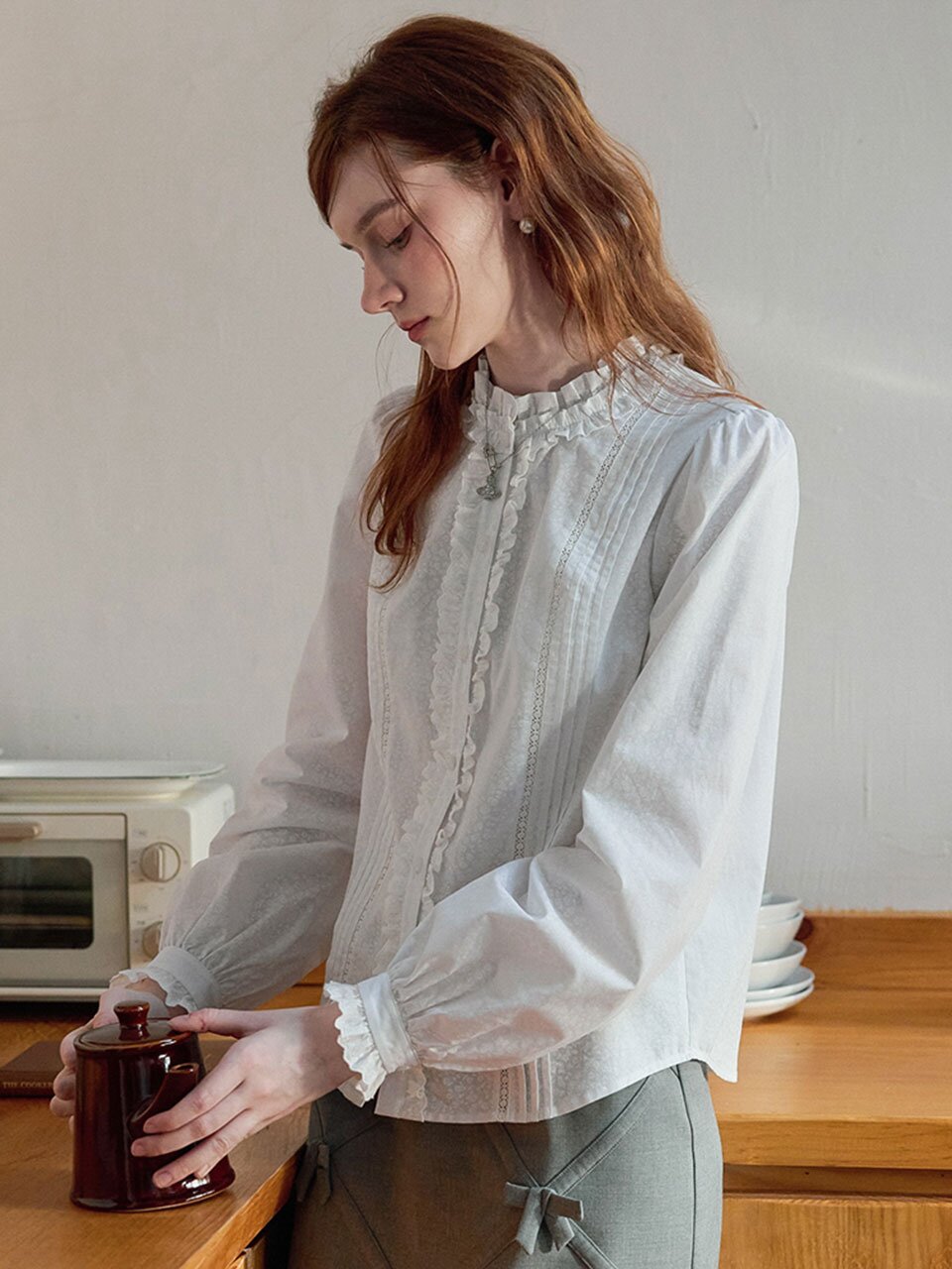 Cest_Floral lace ruffle blouse