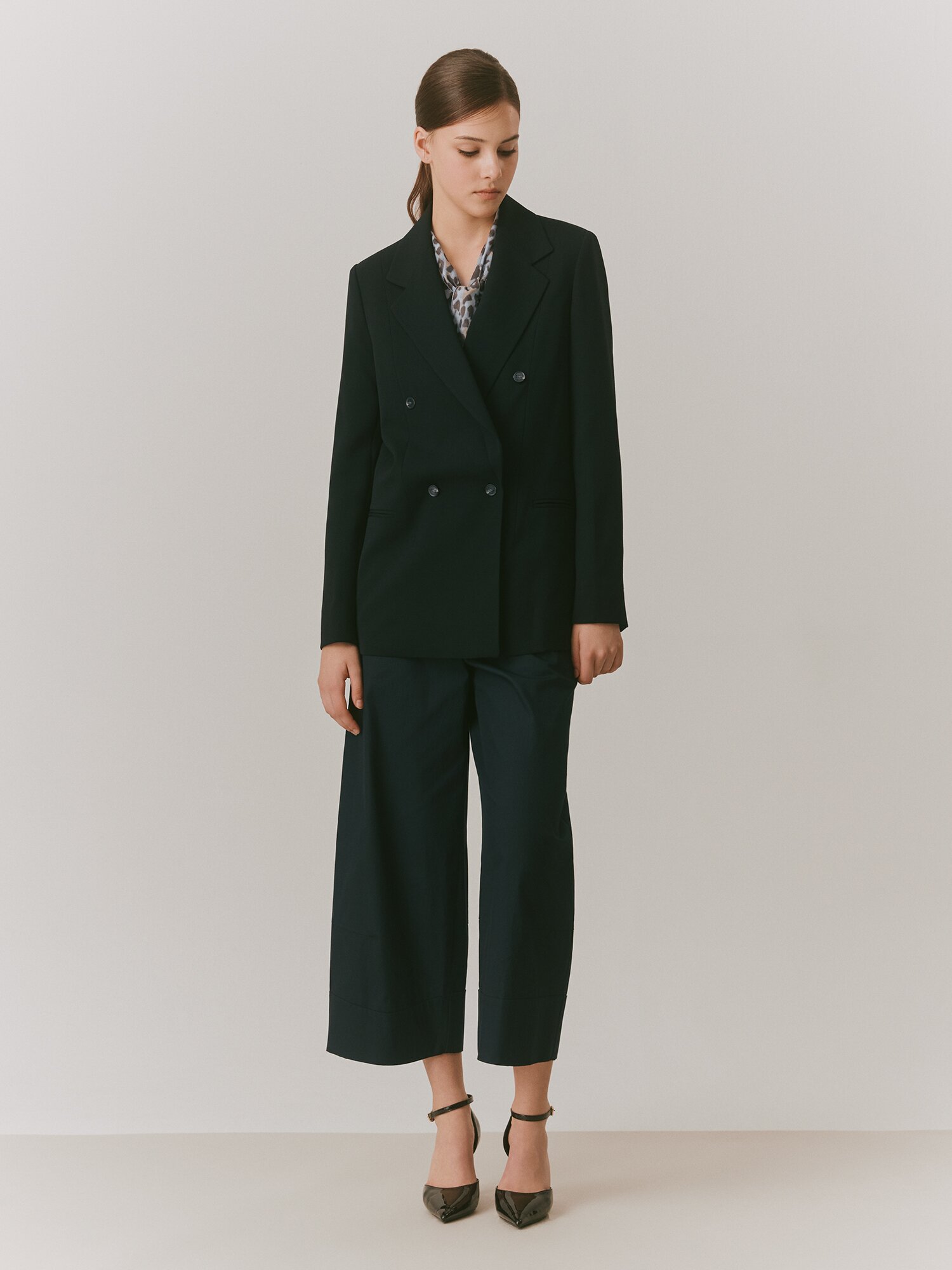 롤업 테일러드 더블 버튼 재킷 (BLACK)